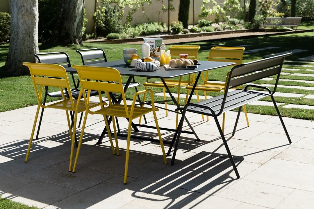 Table-et-chaise-Fermob-Mobilier-de-jardin (3)